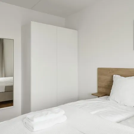 Top-class 1-bedroom In - 331 *